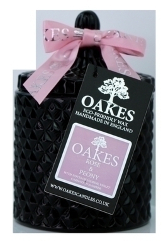 Oakes Rose and Peony Scented Soy Wax Candle in Glass Jar <p>Oakes Vegan artisan luxury scented candle for your home in a stylish jar. Made locally in Liverpool. Cut glass candle jar in Rose and Peony scent. Oakes candle votive comes in a beautiful chic repurposeable white cut glass jar with lid and branded decorative bow. Eco-Friendly made from soy wax blend from a renewable and sustainable source and has an approx burn time of 45 hours+</p>